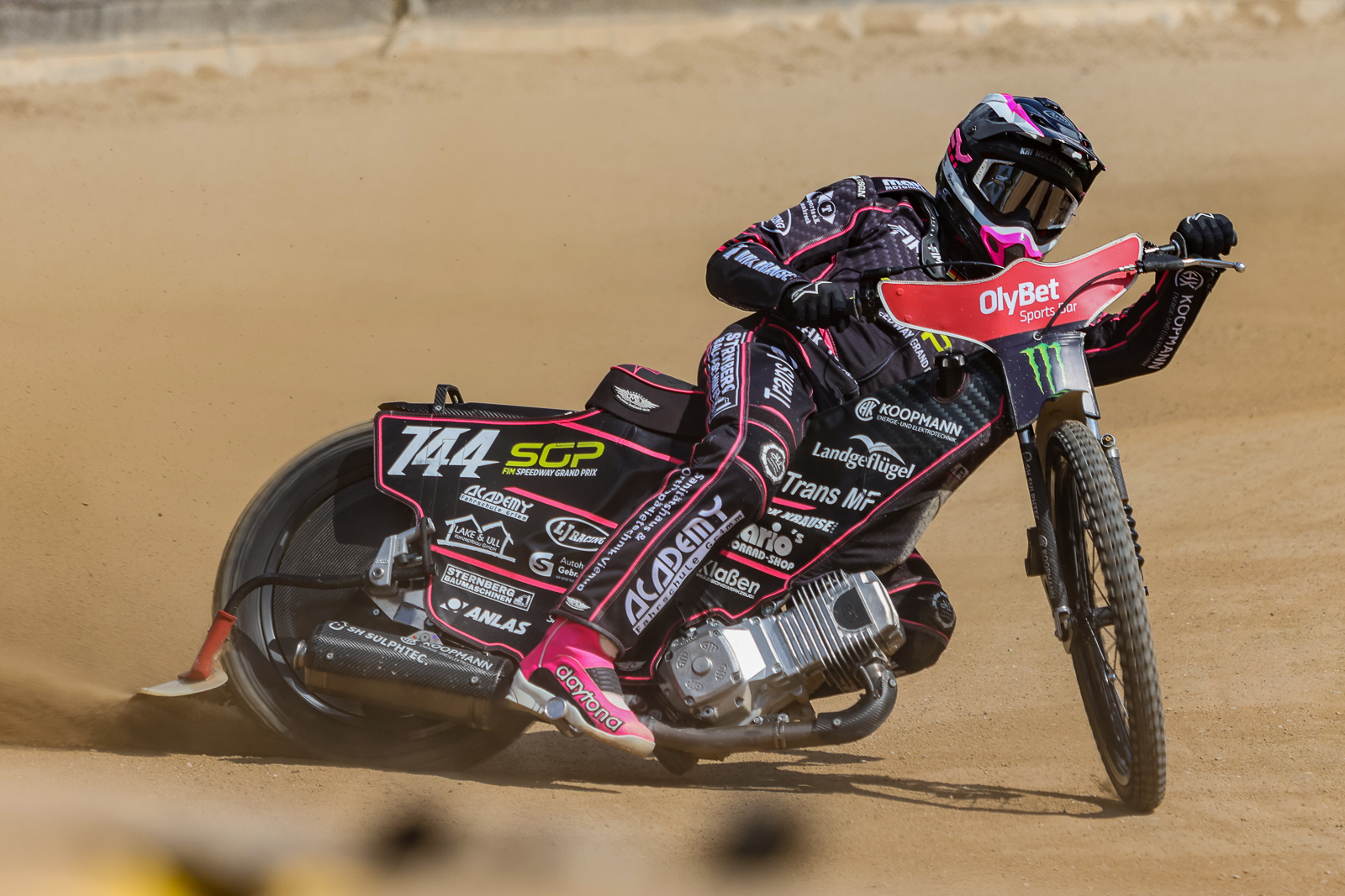 Żużel. Klub zalega z wypłatami i walczy o przyszłość. Władze ligi zabrały głos