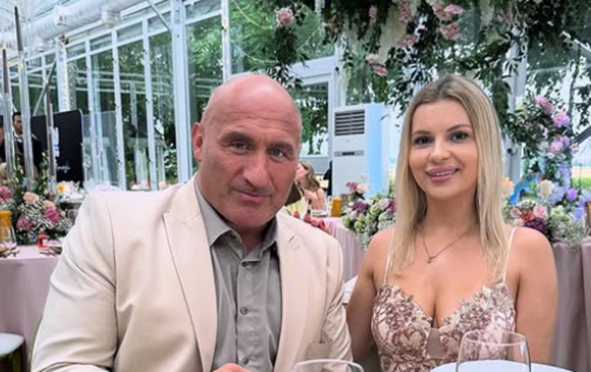 Oto żona Najmana. Wiadomo, jaka jest różnica wieku między nimi