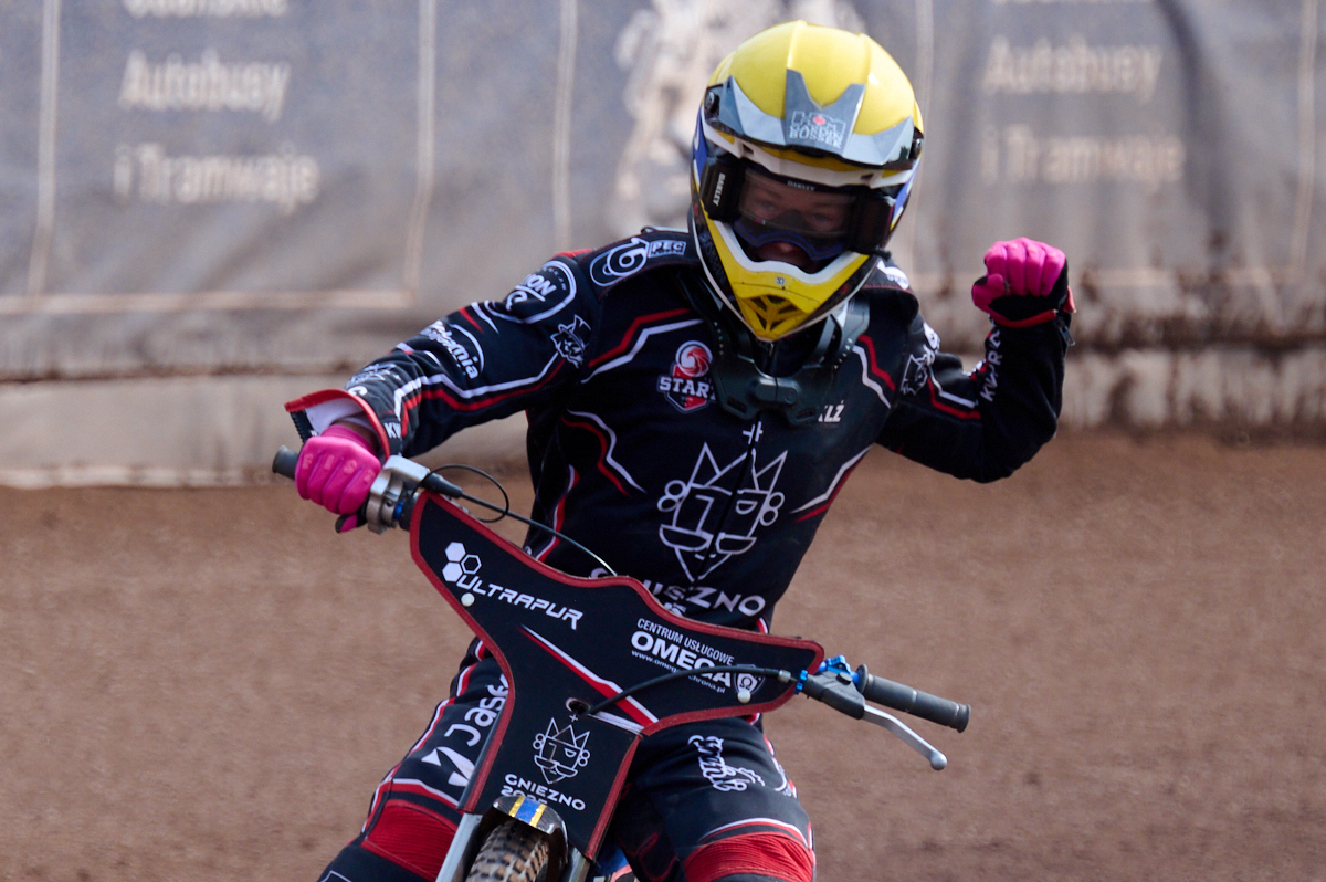 Pojedzie w PGE Ekstralidze. Poprzedni klub wciąż mu nie zapłacił. "Ciemna strona medalu"