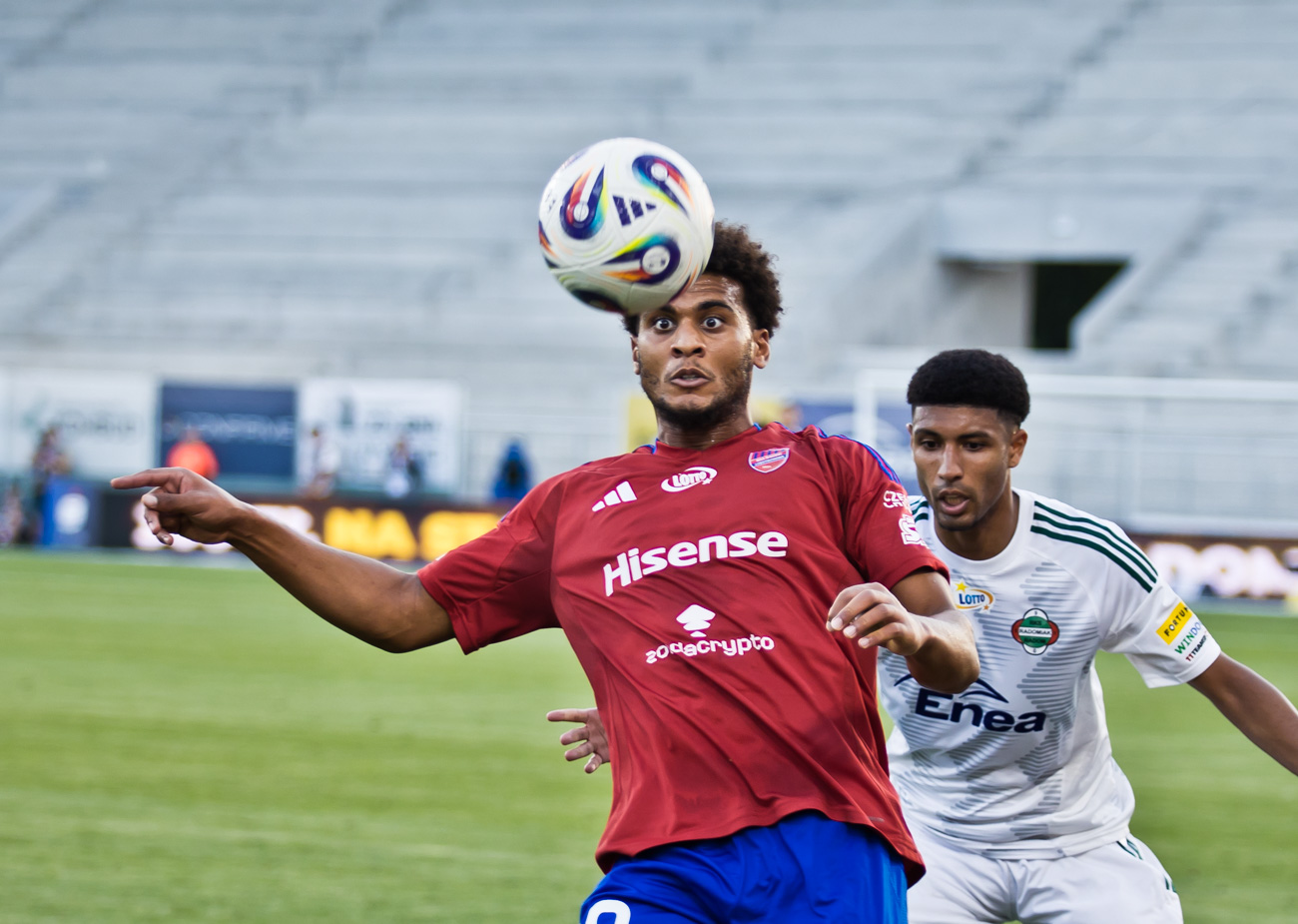 STS Puchar Polski. Gdzie oglądać mecz Raków Częstochowa - Cracovia? Będzie w TV? Kiedy start?