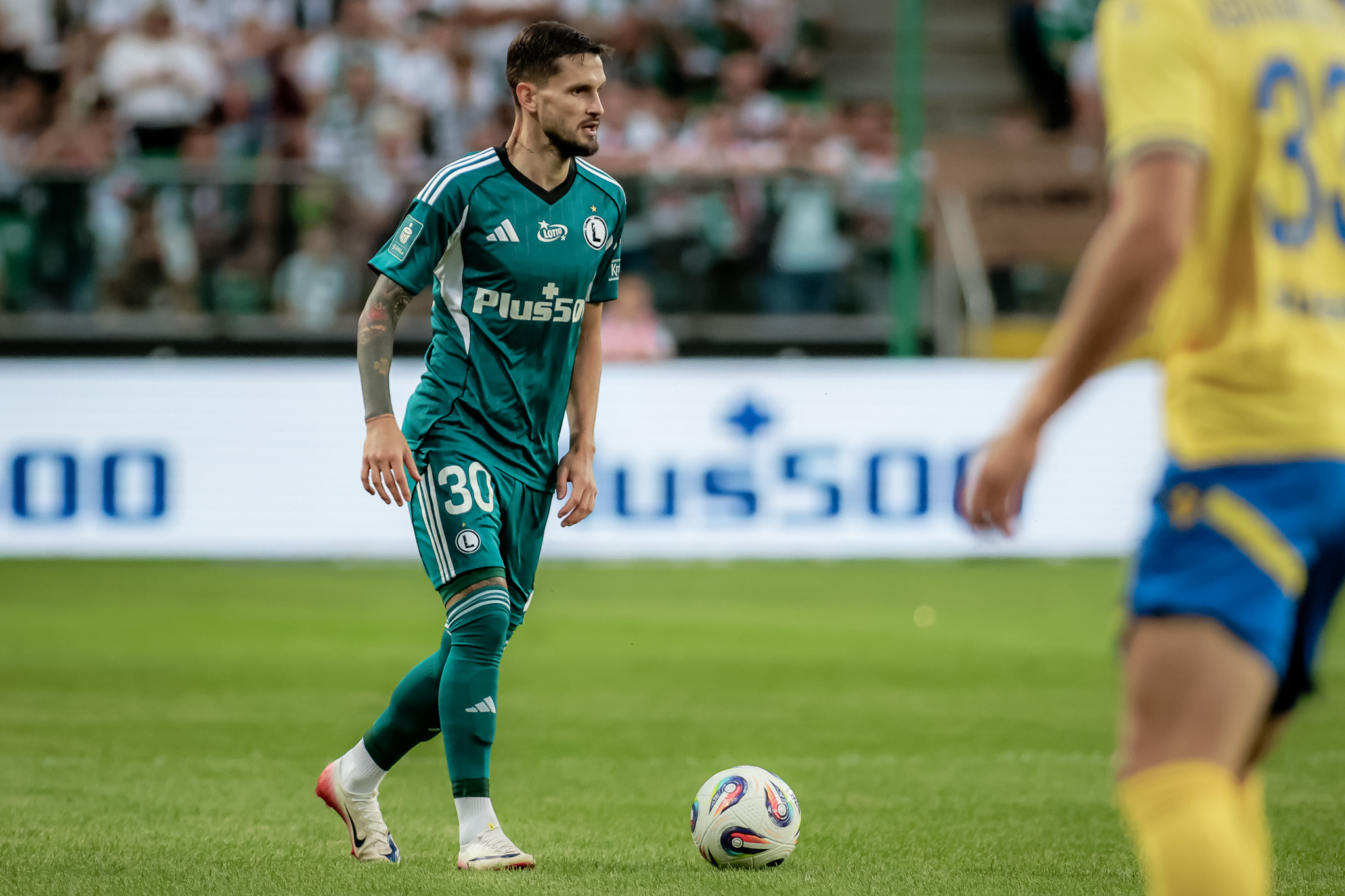 Niewypał transferowy odejdzie z Legii. Podano kierunek