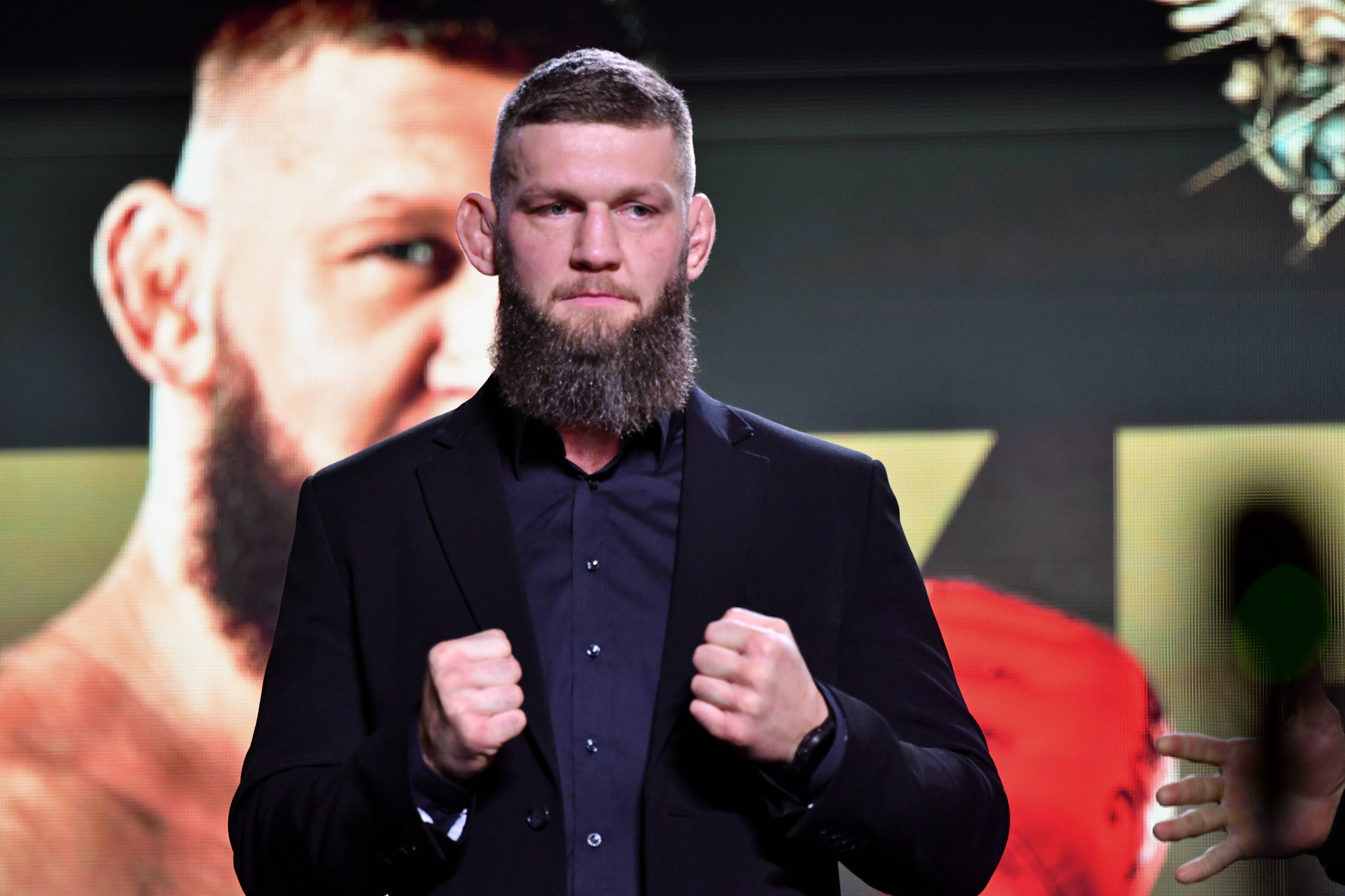 "Nawet wtedy, kiedy droga jest trudna". Mistrz KSW z przesłaniem do fanów