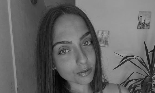 Znaleźli ją na dnie basenu. Nie żyje 20-letnia siatkarka