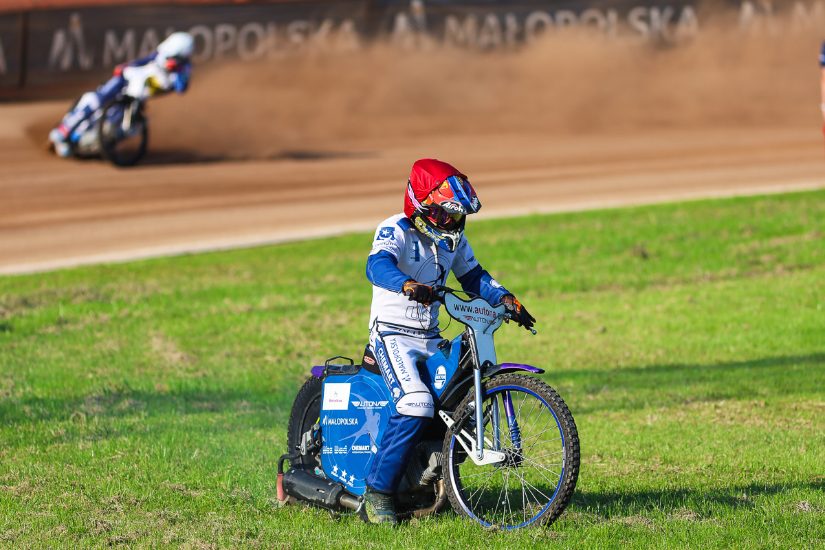 Żużel. Reprezentant Bułgarii wygrał w Rumunii. Startowali juniorzy polskiego klubu