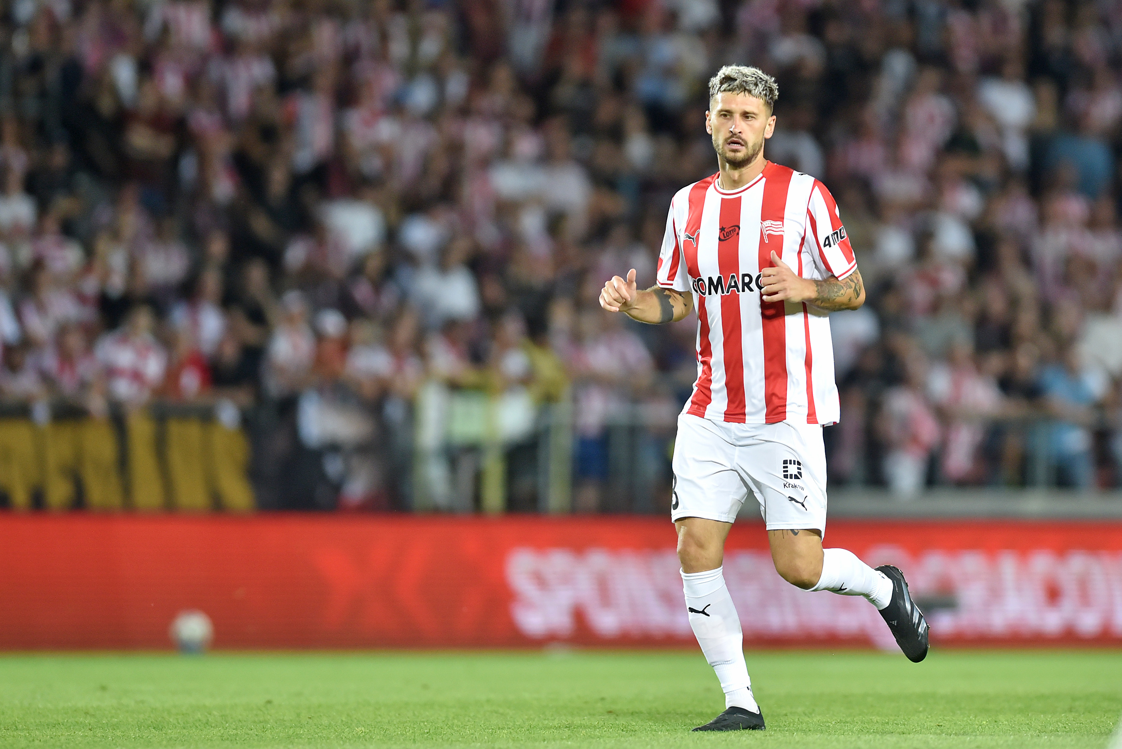 Cracovia uciekła katu spod topora. Remis w meczu na szczycie tabeli Ekstraklasy