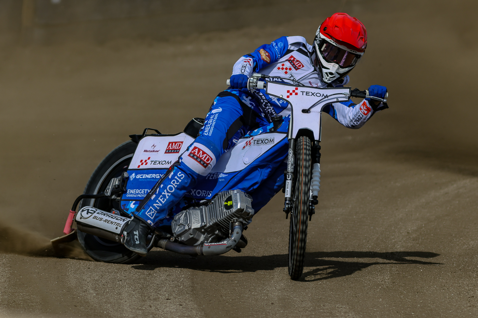 Żużel. Pojadą, aby uczcić pamięć o zawodniku. Pełna lista startowa XXXIII Memoriału Eugeniusza Nazimka