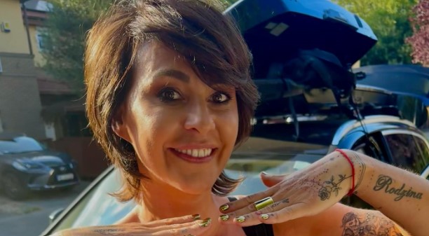 "Lekcje odrabiałam na klatce". Polska gwiazda szczerze o przeszłości