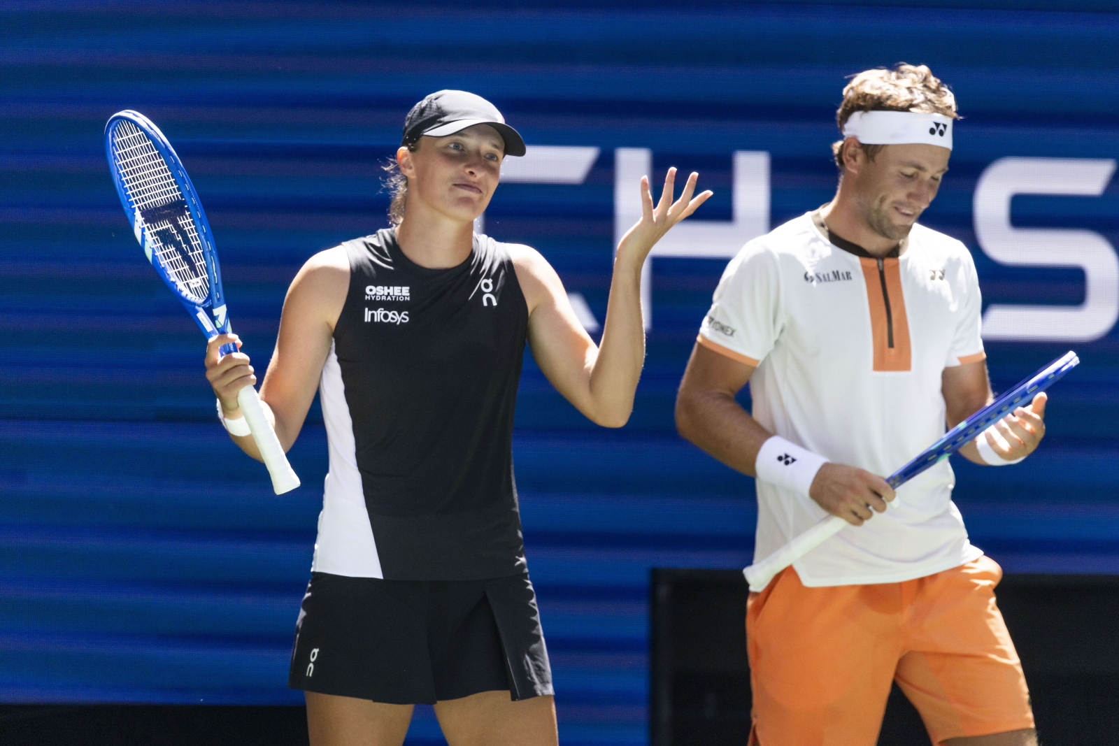 Lepiej usiądź. O taki czek gra Świątek. Jest blisko