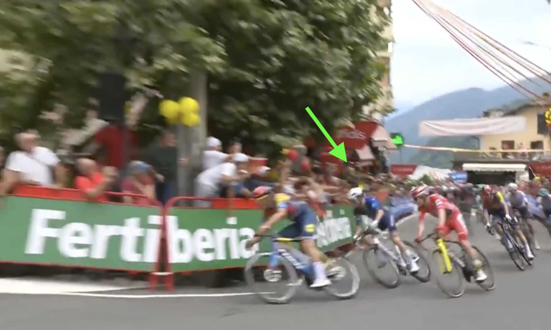 Ostatni zakręt dał mu zwycięstwo! Pasjonujący finisz 3. etapu Vuelta a Espana