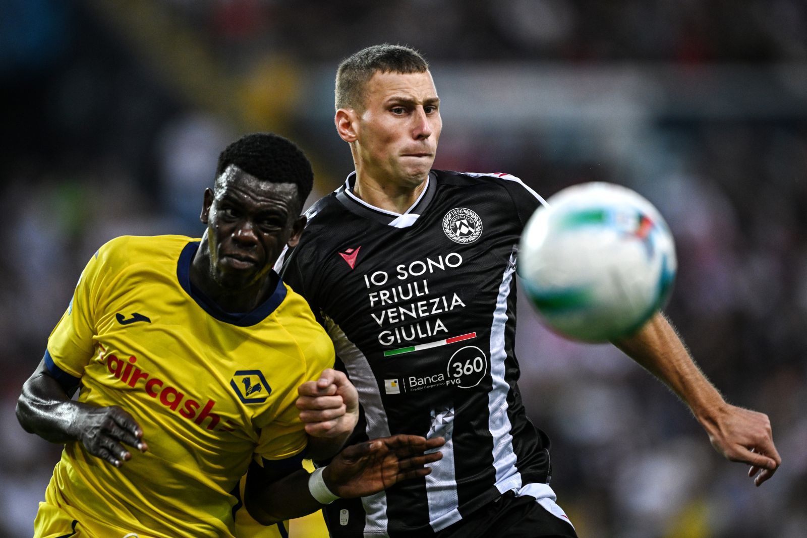 Polak zadebiutował w Serie A. Tak ocenili go Włosi