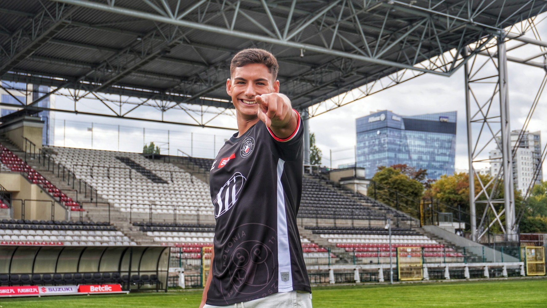 Historyczny ruch Polonii Warszawa. Transfer prosto z Portugalii