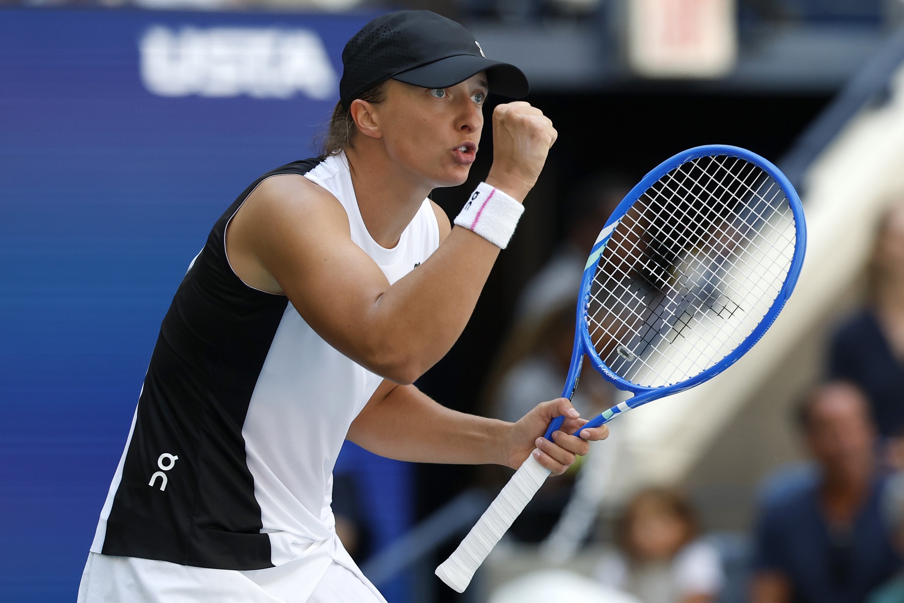 Gładkie zwycięstwo Świątek. "Trudno to nazwać poważnym meczem"