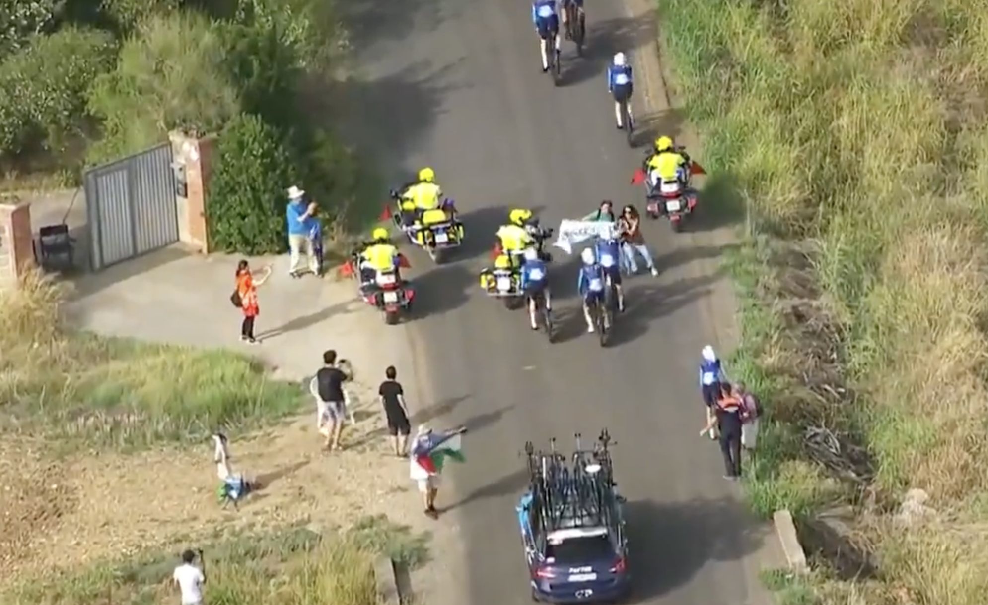 Protest aktywistów zatrzymał kolarzy izraelskiej ekipy na Vuelta a Espana