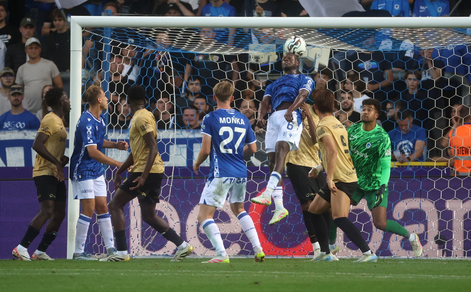 Cudu nie było. Ale Lech utarł nosa Belgom