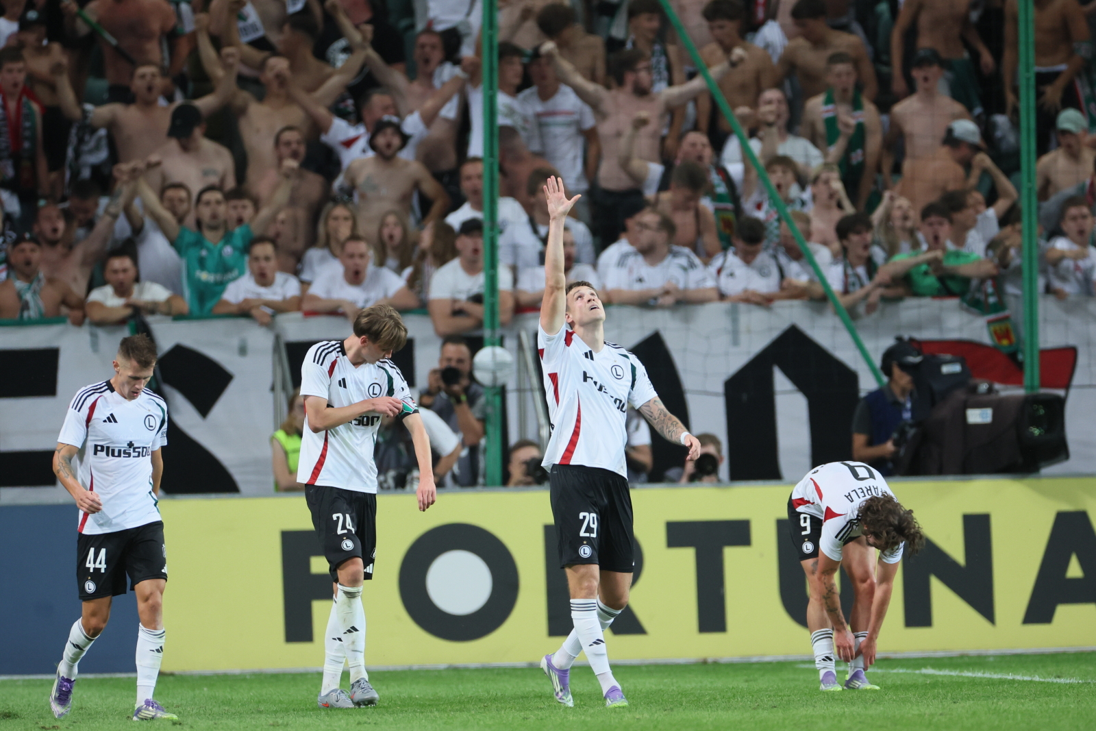 Legia uniknęła katastrofy. Ponad 120 minut nerwówki w Warszawie