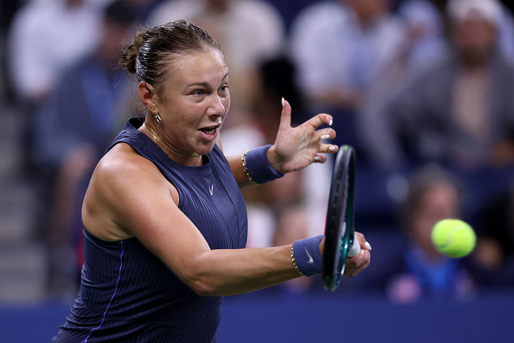 Finalistka Wimbledonu zrobiła swoje. Dwa sety i było po meczu