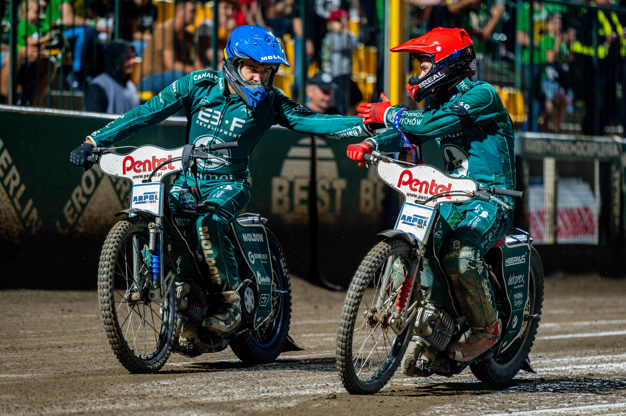 Żużel. Tak minął tydzień. Hitowe transfery Falubazu i GKM-u. Zamieszanie w Ostrowie