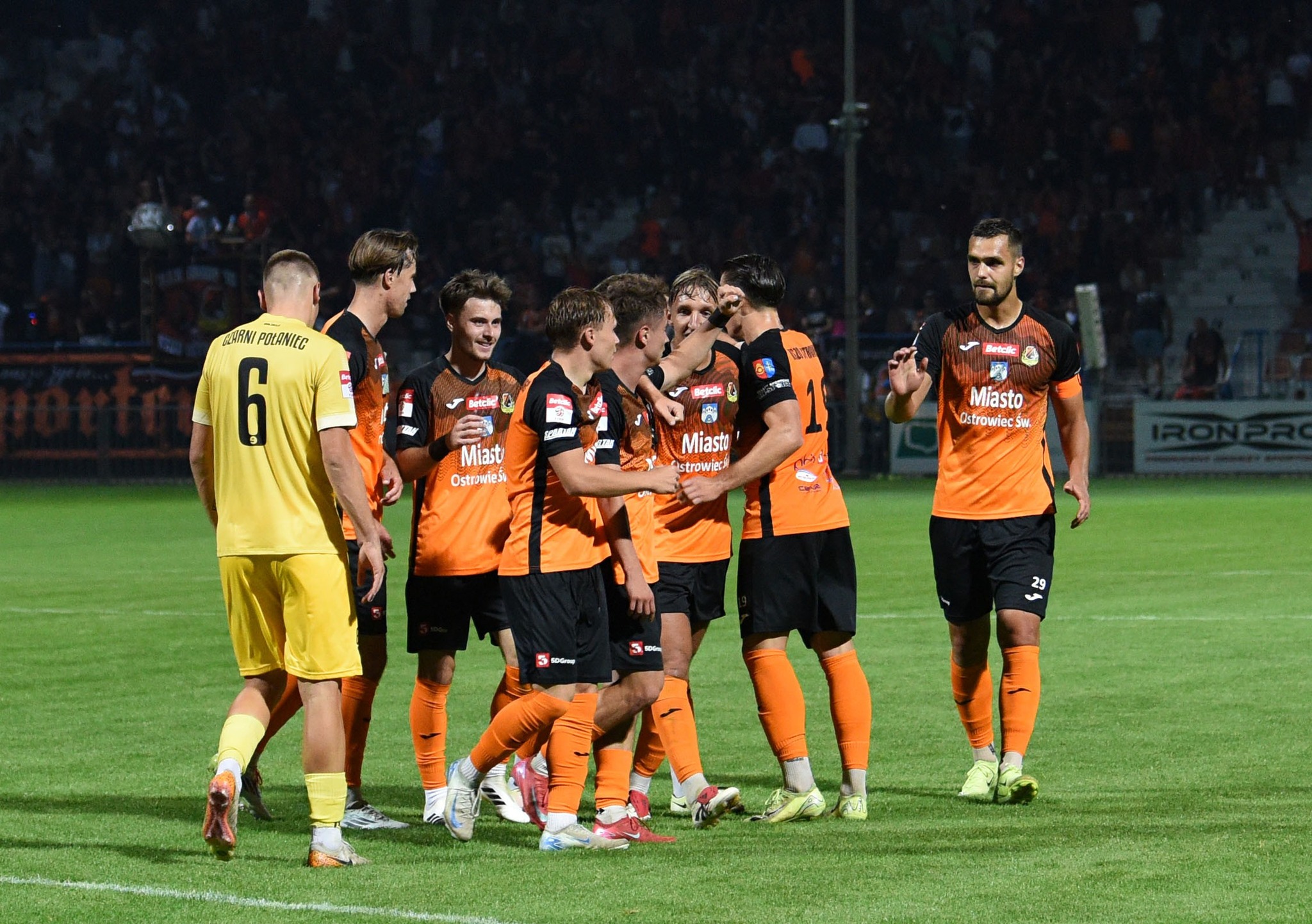 3. liga. Rozpoczęła się runda rewanżowa. Zima zaskoczyła jesienią