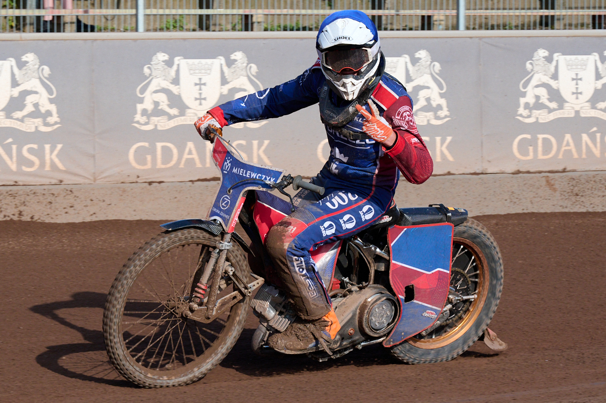 Żużel. Zawodnik Wybrzeża wygrał w Krakowie. Stracił tylko jeden punkt