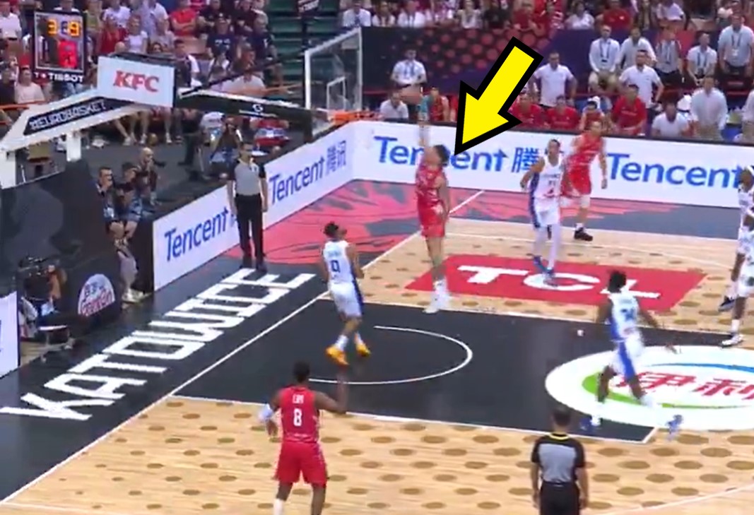 Ludzie aż wstali z miejsc. Niewiarygodna akcja Polaków. Jest nagranie