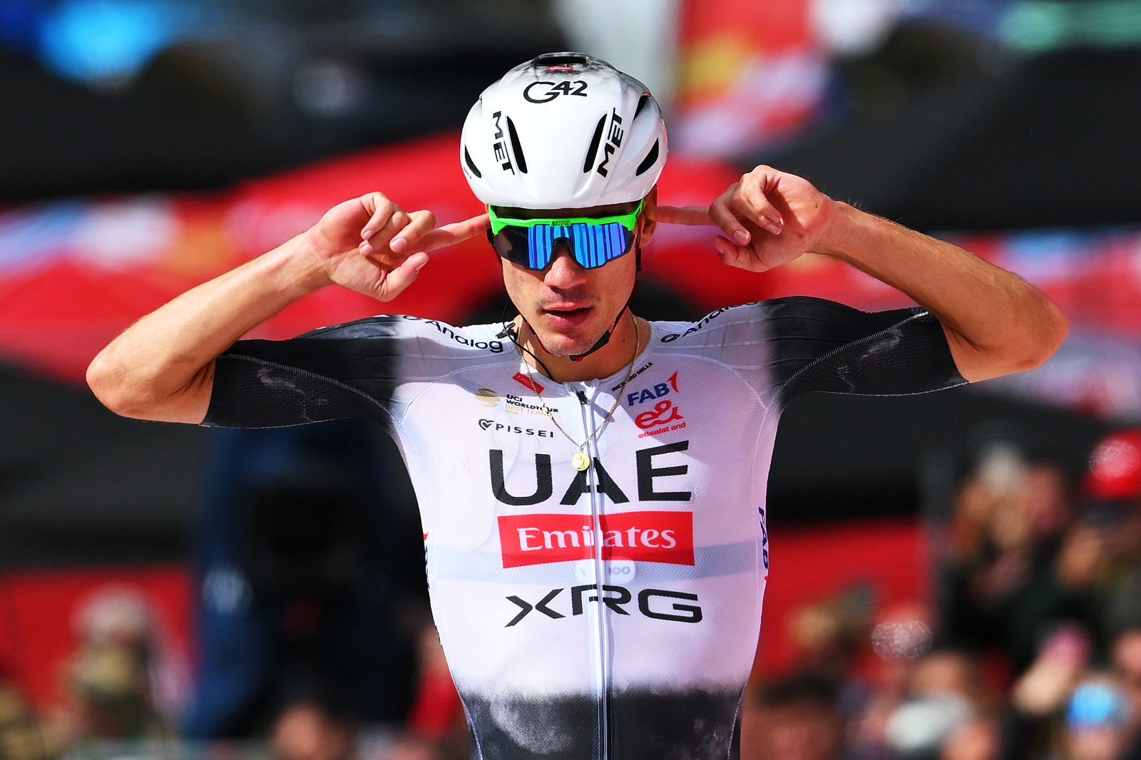 12. etap Vuelta a Espana pada łupem gospodarzy. Kwiatkowski znów w ucieczce