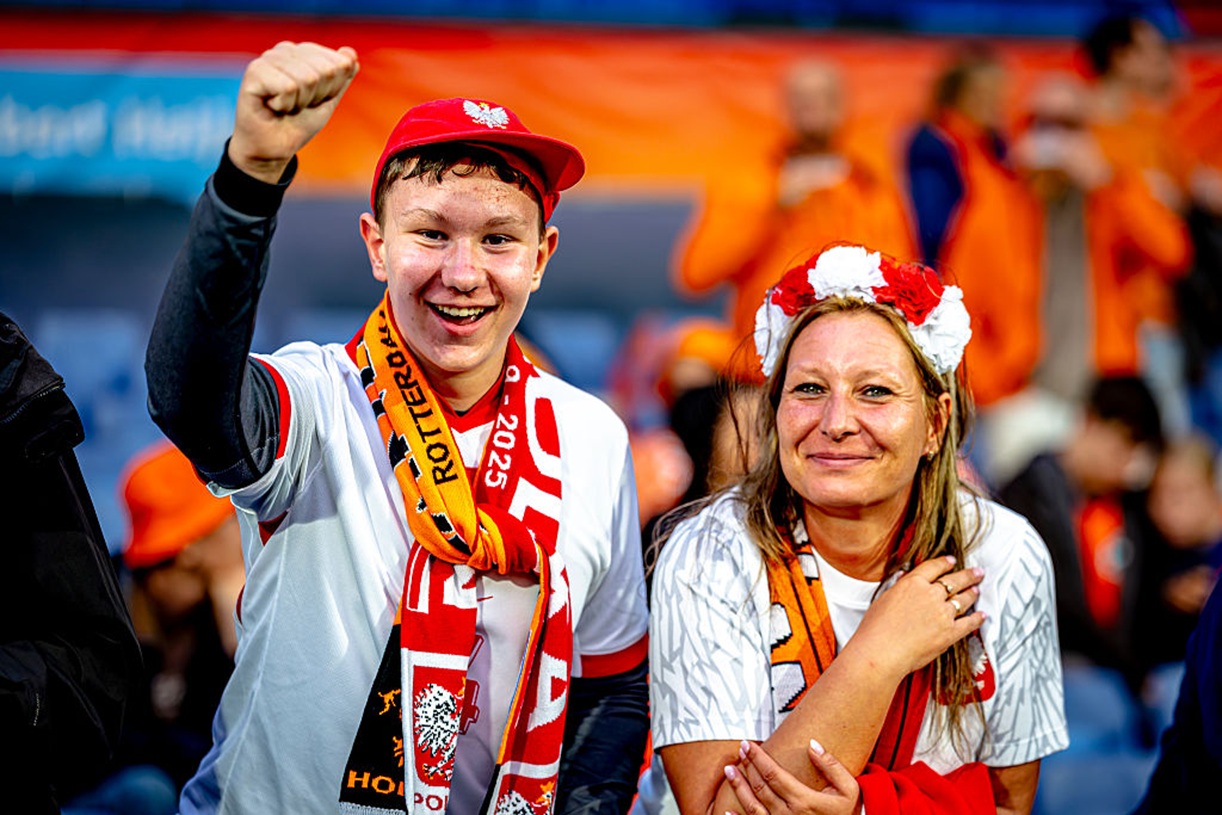 Holendrzy zawstydzeni. Słychać, co krzyczą Polacy