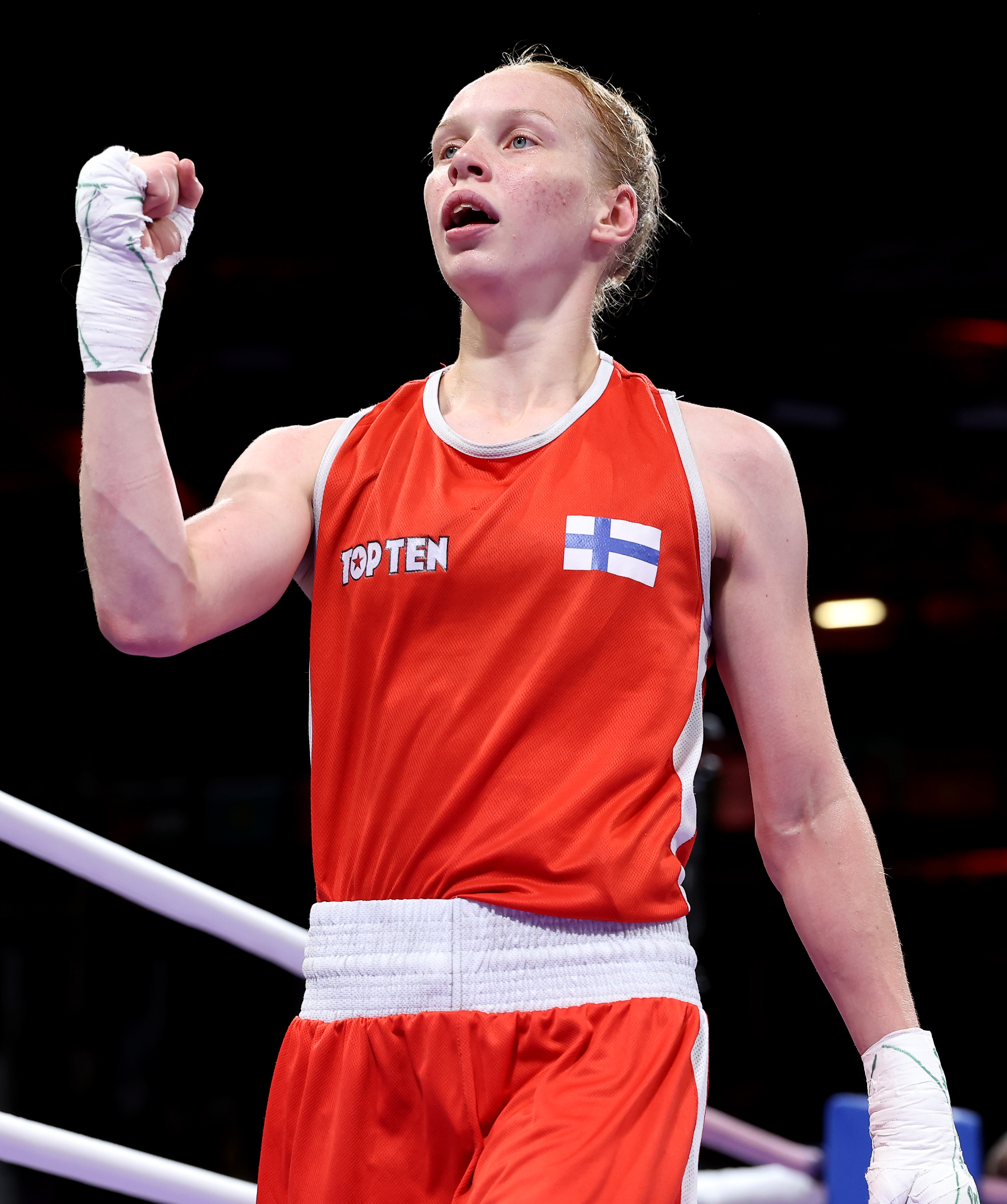 Jeden dzień i trzy walkowery. Kuriozum na MŚ w boksie