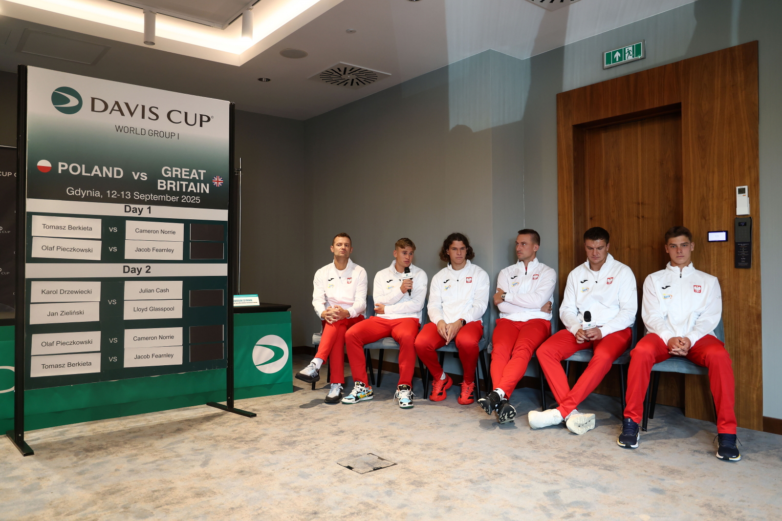 Polacy powalczą w Pucharze Davisa na przekór problemom