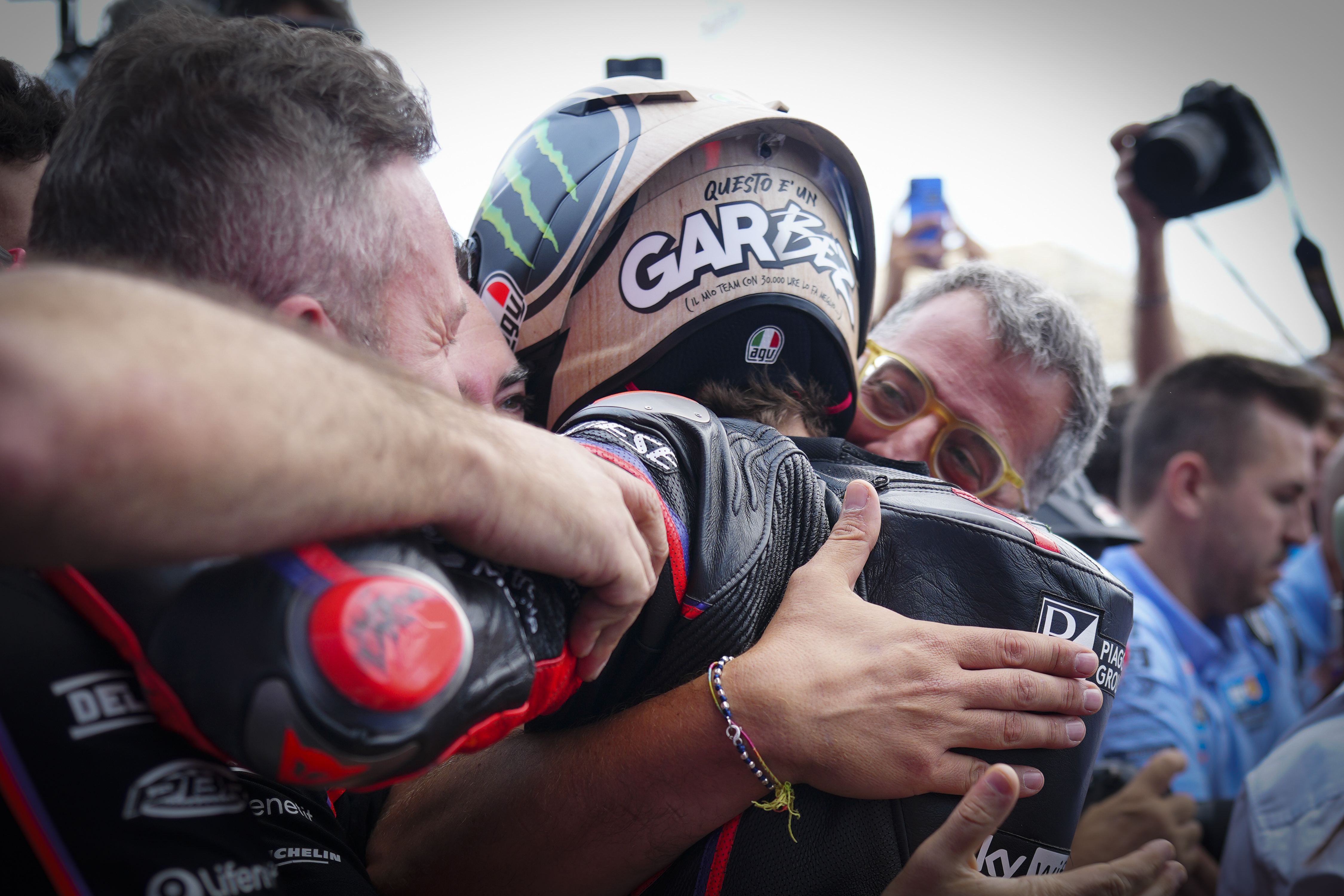 Pierwszy raz Bezzecchiego. Kosztowny upadek hegemona MotoGP