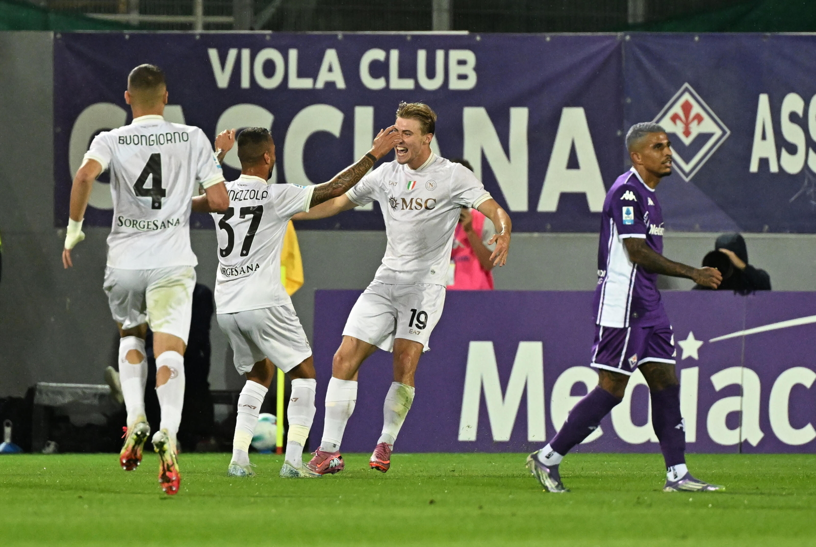 Piorunujący start Napoli. Mistrz jest liderem Serie A