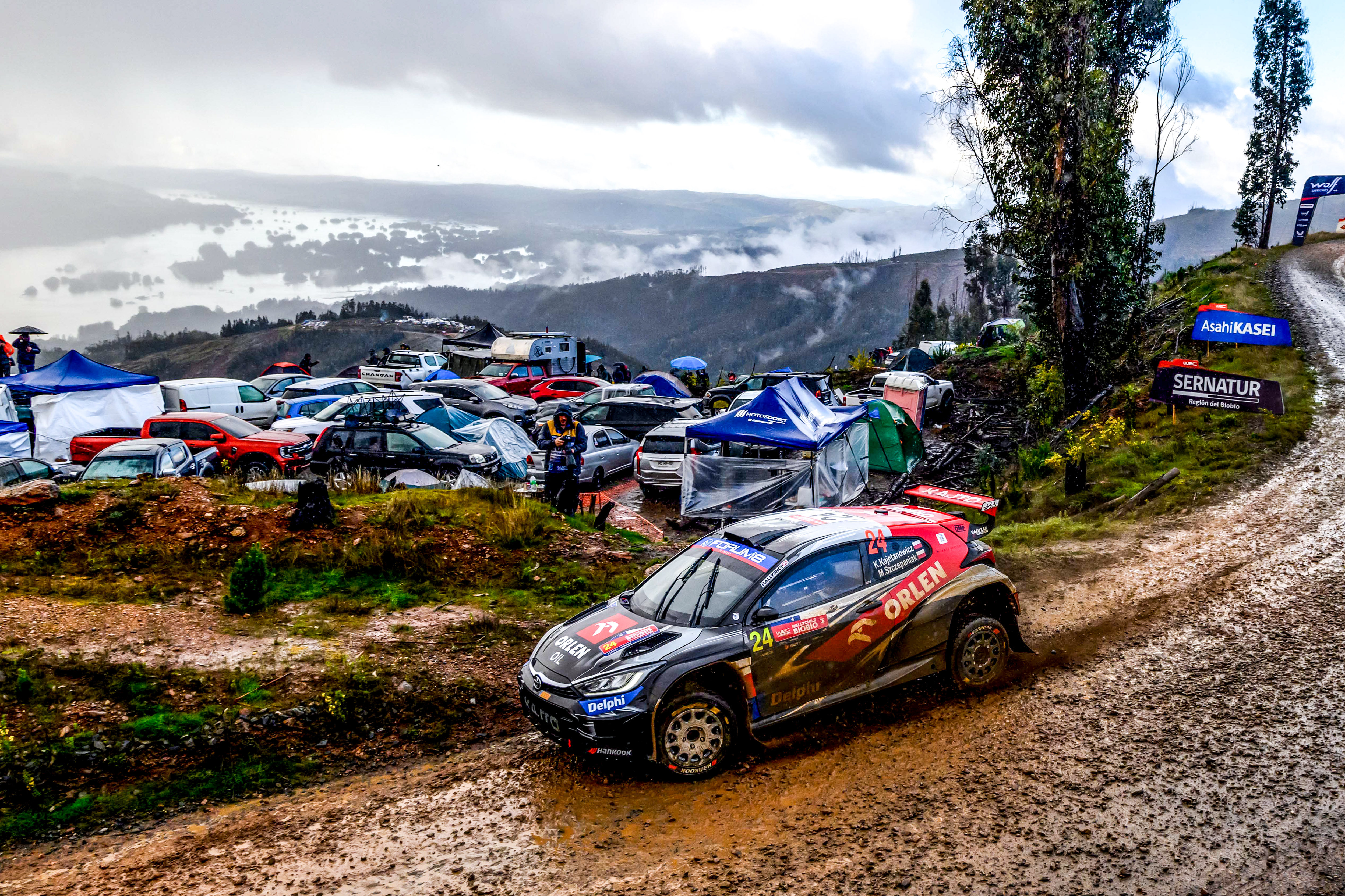 Pechowe zakończenie dnia dla Kajetanowicza. Zabrakło 20 km