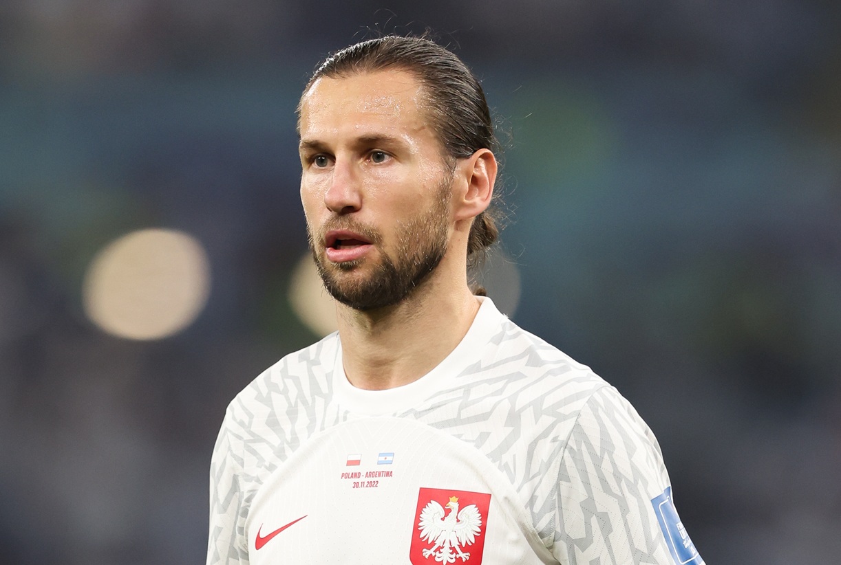 Media: Krychowiak odrzucił kolejne oferty. Tam jeszcze nie grał