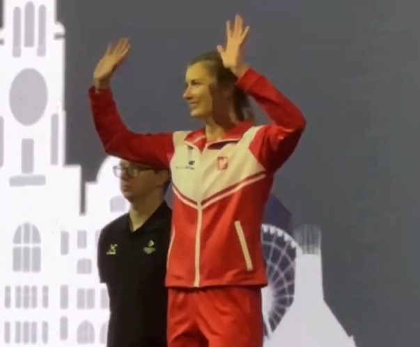 Polka odebrała srebrny medal. Wymowne okrzyki kibiców [WIDEO]