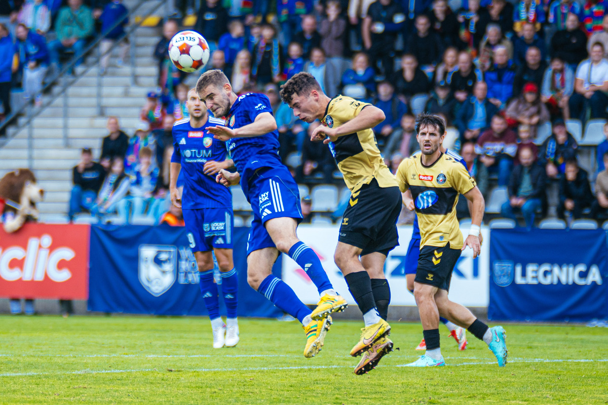 Polonia Warszawa ma najgorsze za sobą? Czarne Koszule odrabiają straty