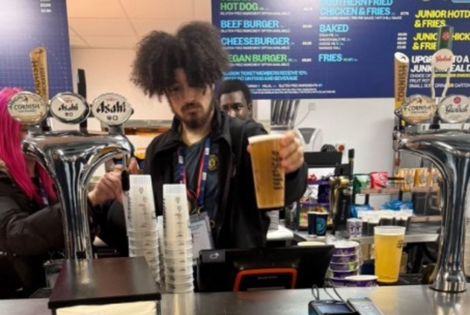 W internecie donieśli na pracownika. Od razu został wyrzucony