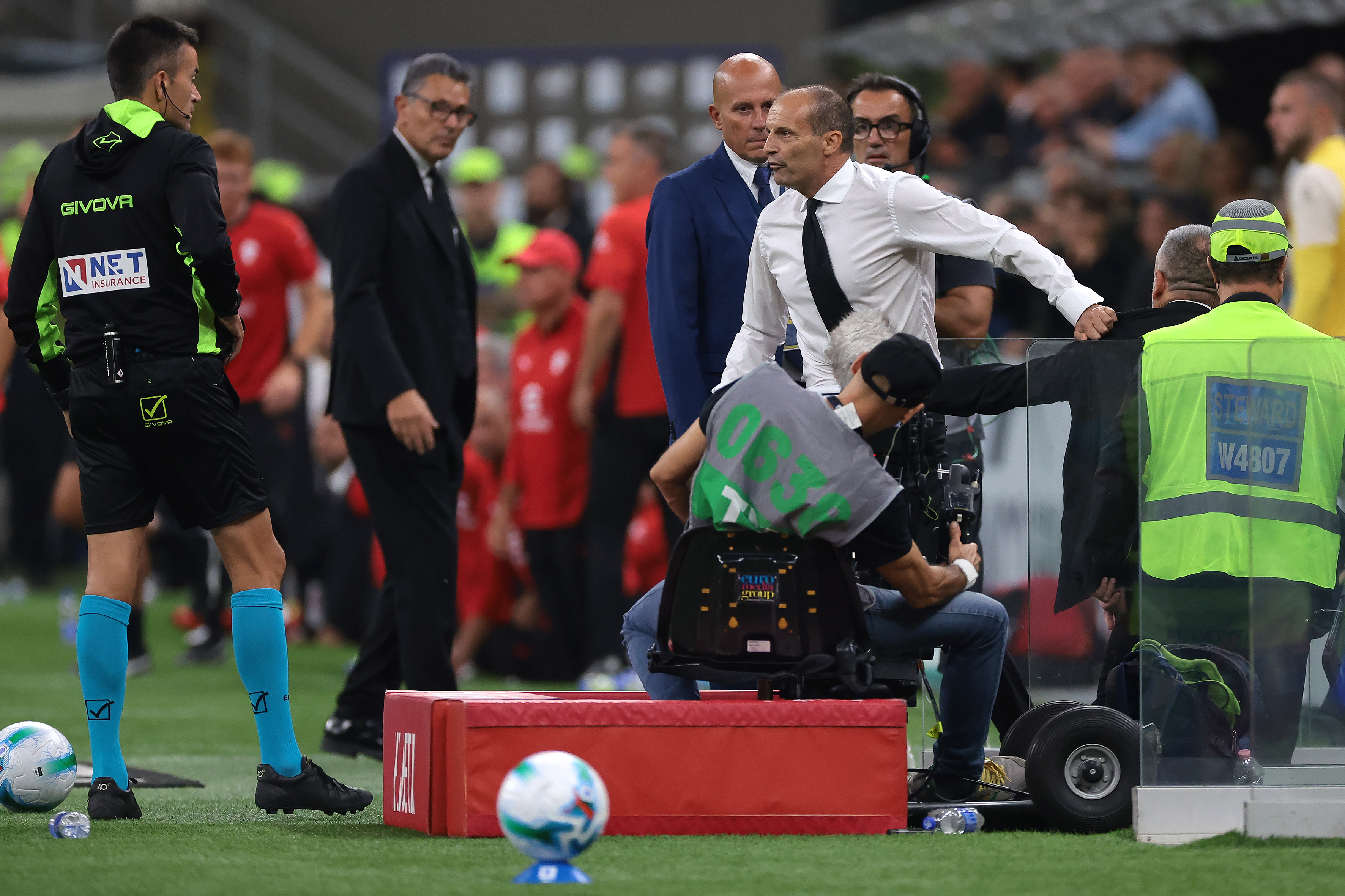 "Bezczelne" zachowanie trenera AC Milan. Został surowo ukarany