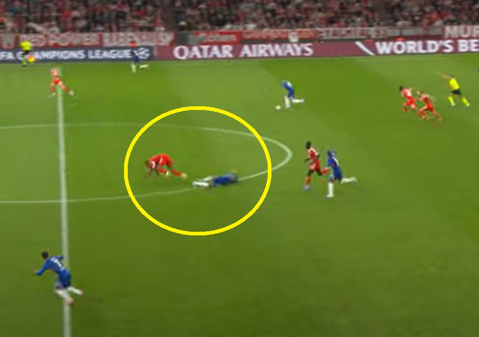 "Czerwona kartka". Burza po zachowaniu piłkarza Bayernu