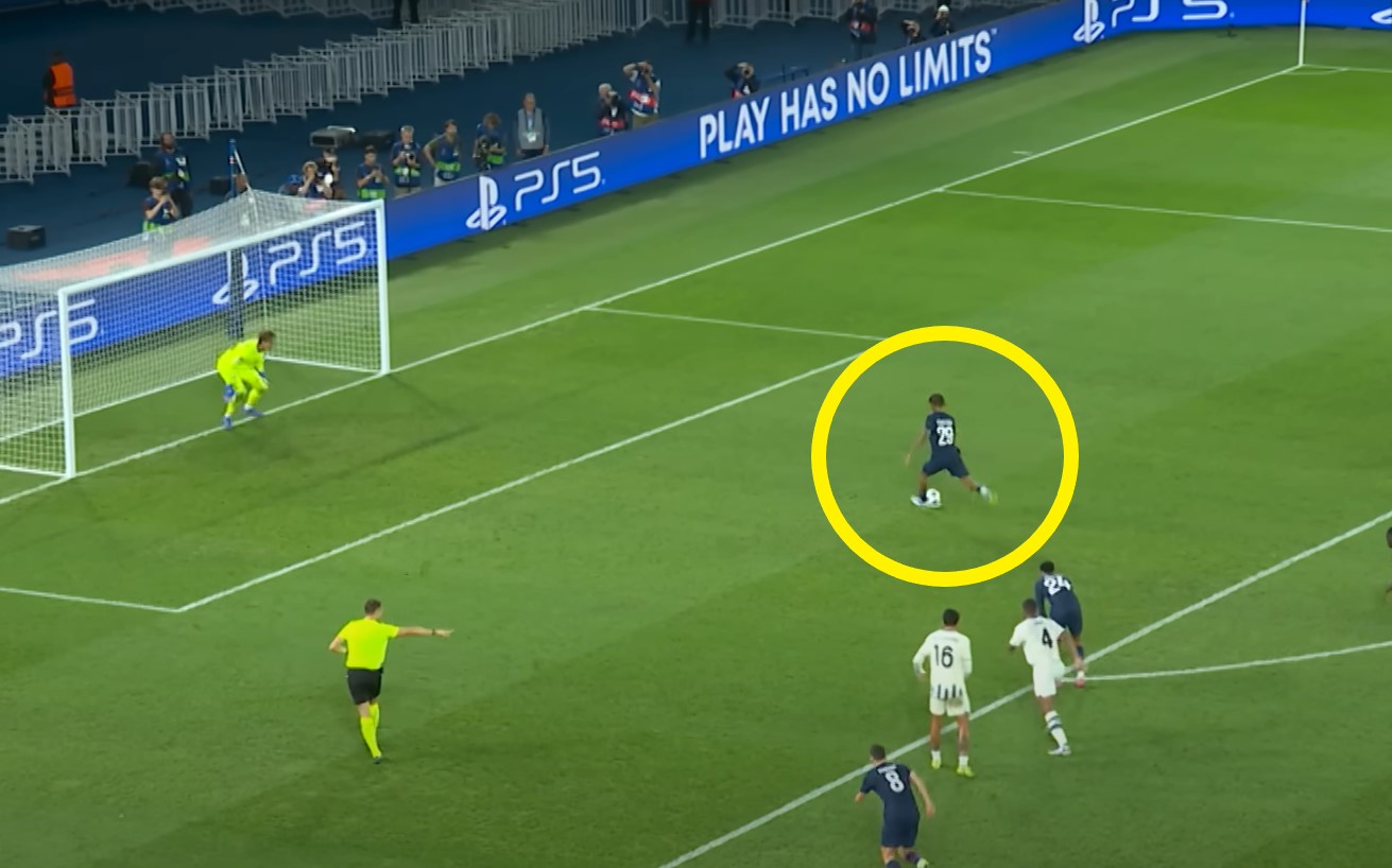 "Tak się nie strzela karnych". Kompromitacja gwiazdy PSG