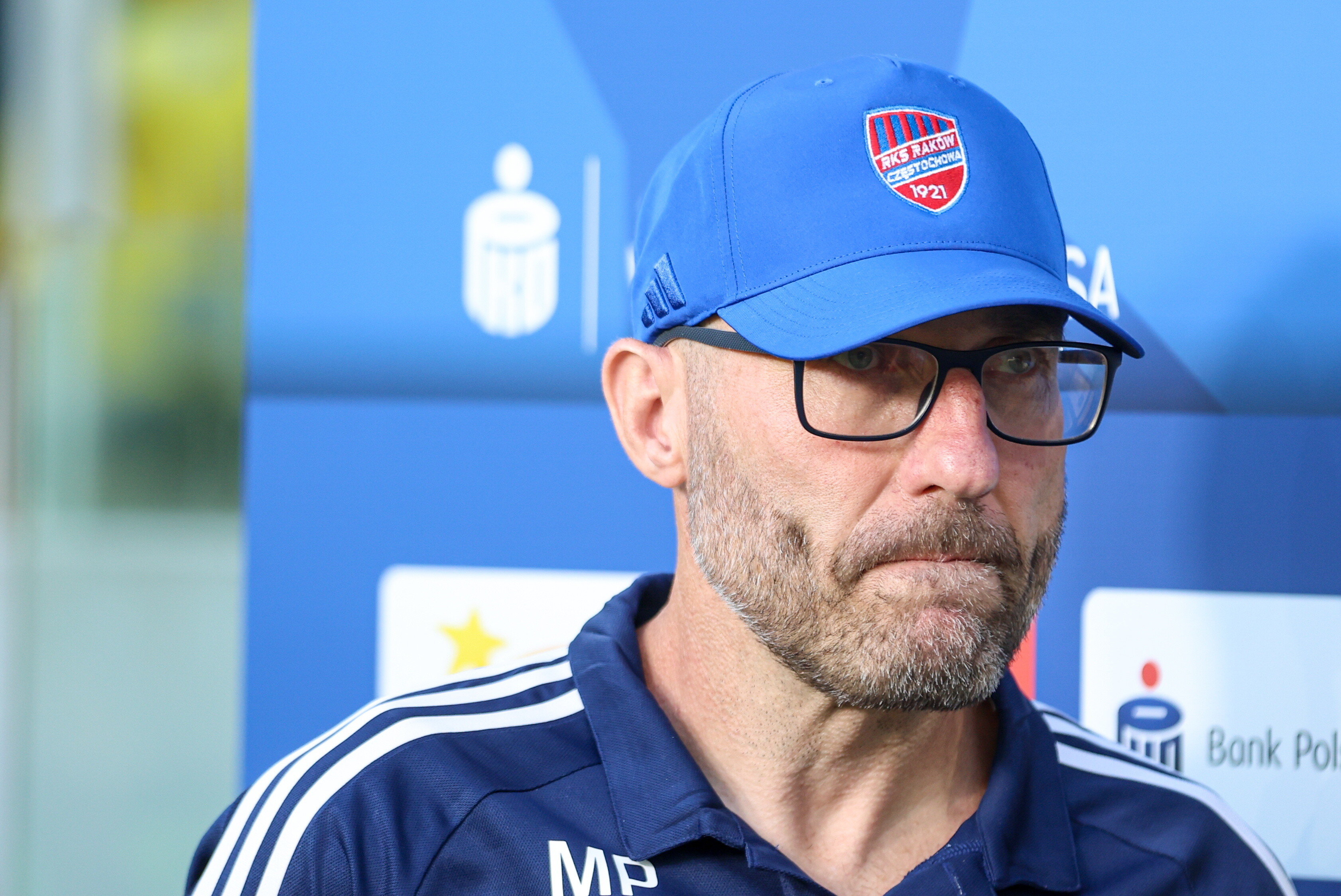 Zaraz mecz z Legią, a Papszun grzmi. "Pseudospektakl. Nie do przyjęcia"