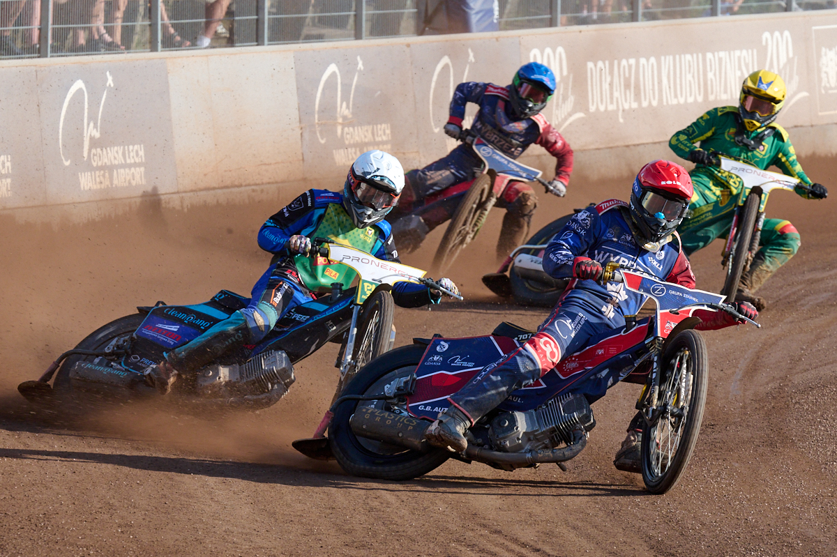 "Były symbolem drożyzny". Zmiana w żużlu. Ujawnia, ile wyniesie obniżka