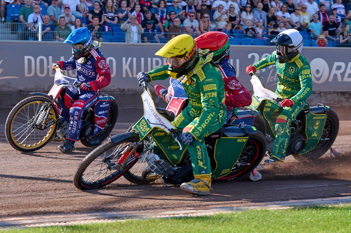 Żużel. Kiepskie wieści odnośnie telewizji w KLŻ. najważniejszy warunek jest trudny do spełnienia