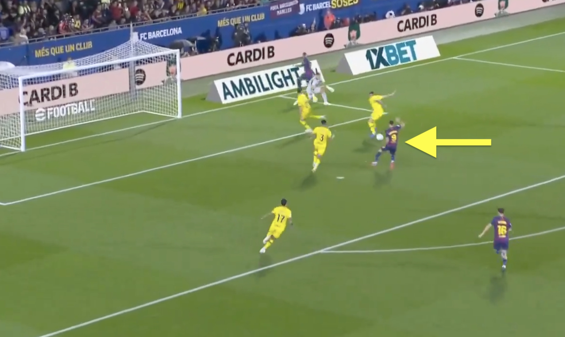 "Lewy" minimalnie spóźniony, ale Olmo to uratował. Oto trzeci gol Barcy [WIDEO]