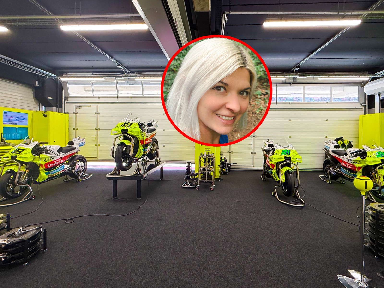 Byłam w garażu wartym miliony. "Proszę schować telefony"