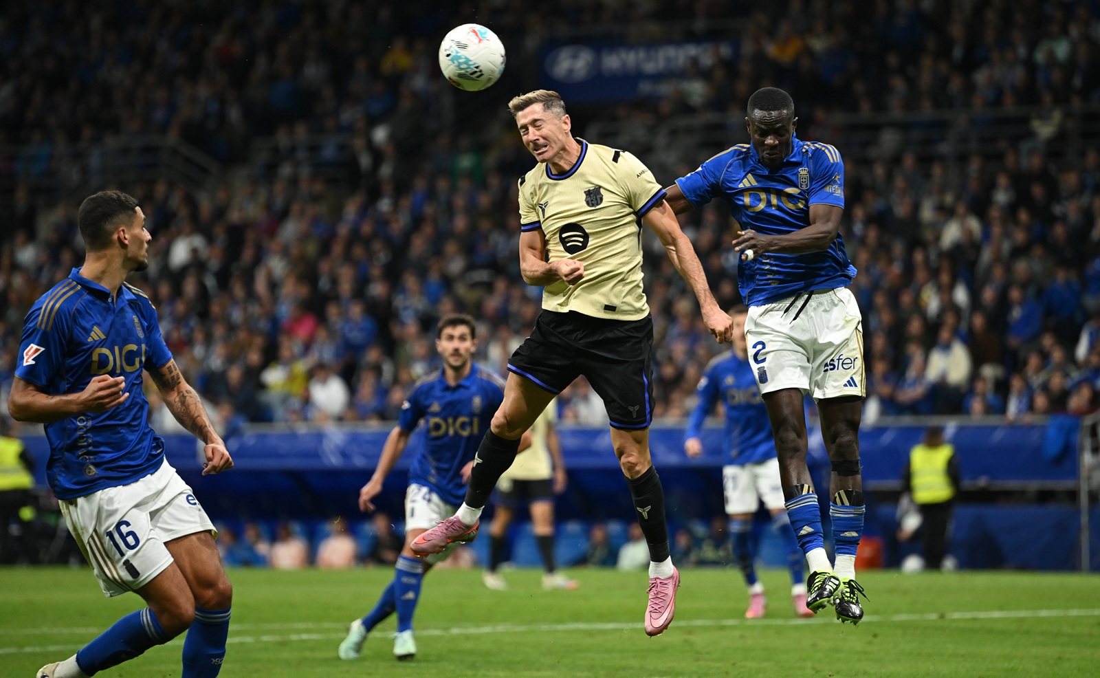 "Główka pracuje". Jest głośno po tym, co zrobił Lewandowski