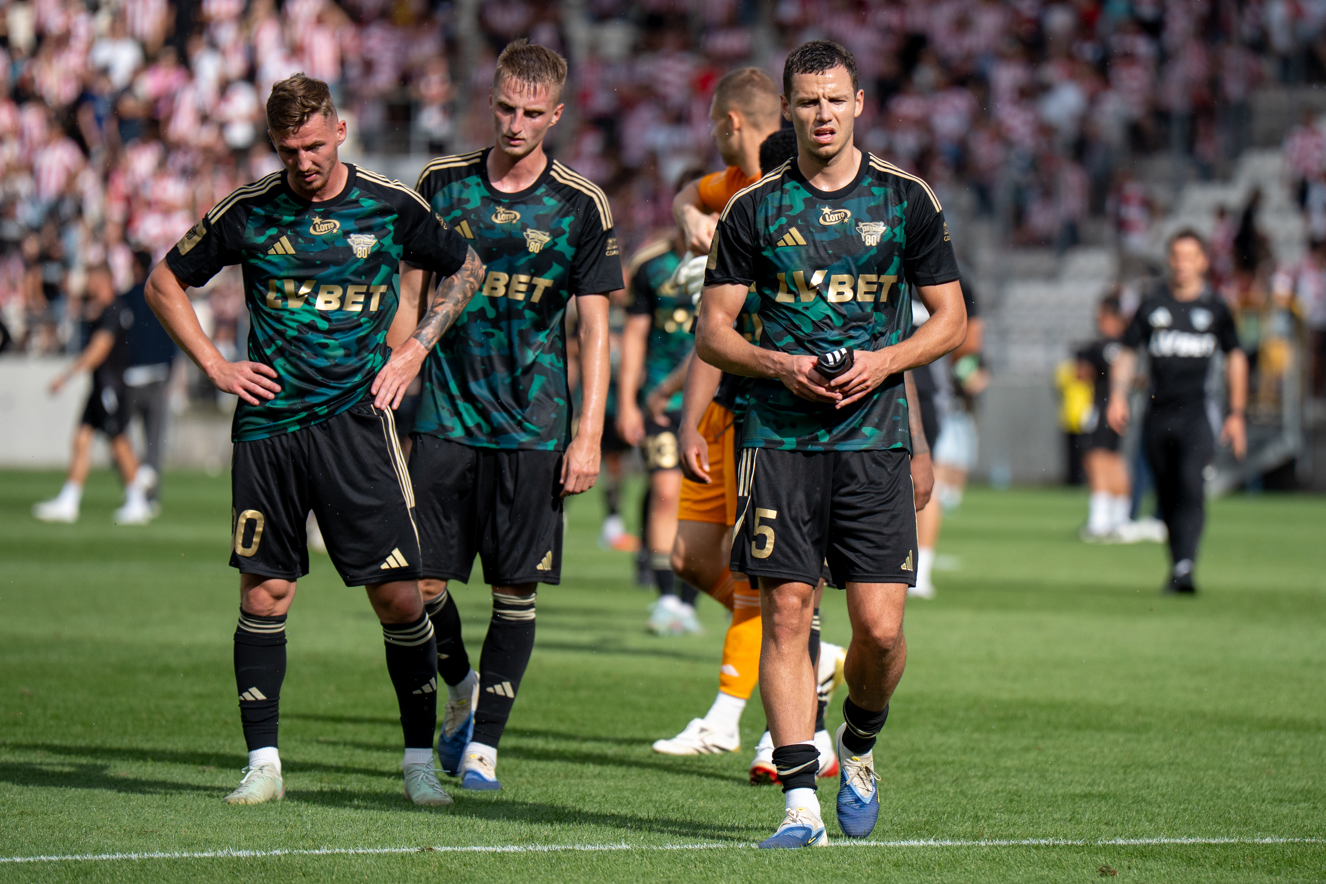 Waży się występ lidera Lechii Gdańsk. Carver: Mamy jeszcze 2-3 inne urazy