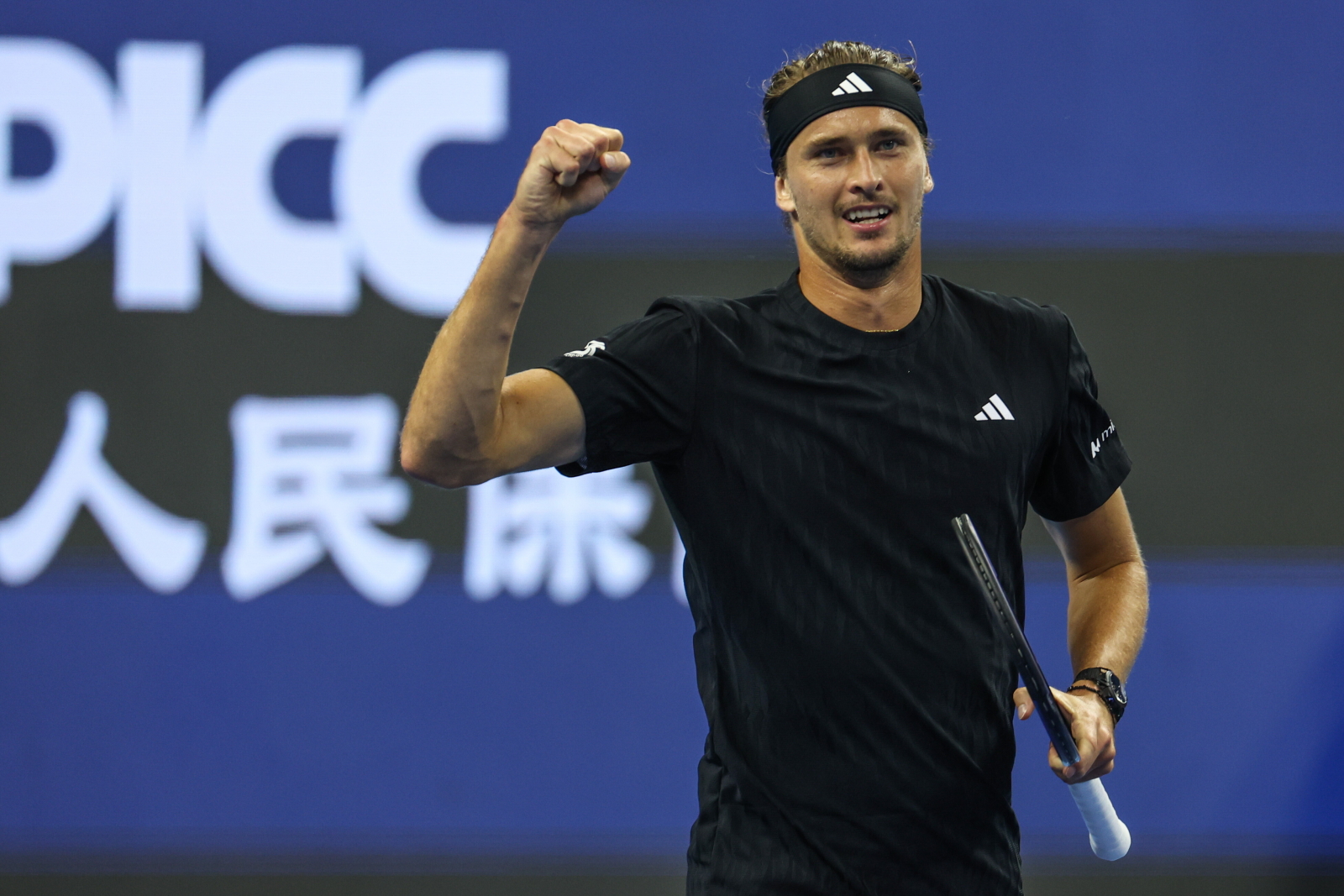 Mocne otwarcie Alexandra Zvereva. Gładka porażka mistrza z Hangzhou