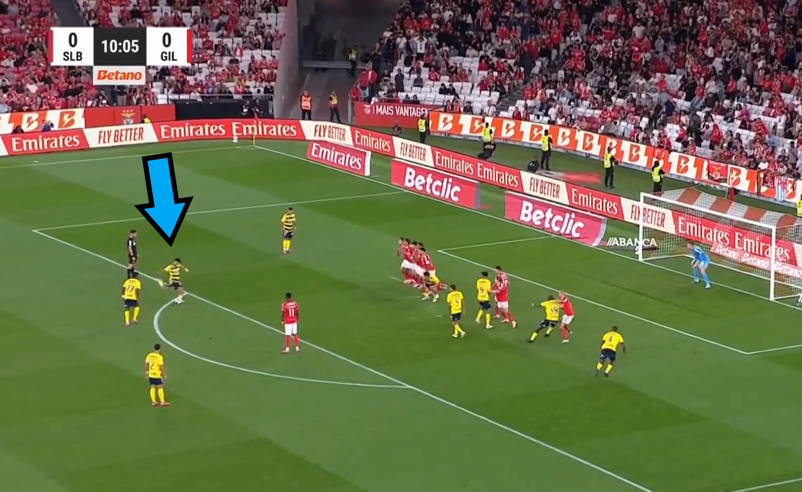 Efektowny gol z rzutu wolnego. Złość Mourinho na arbitra [WIDEO]