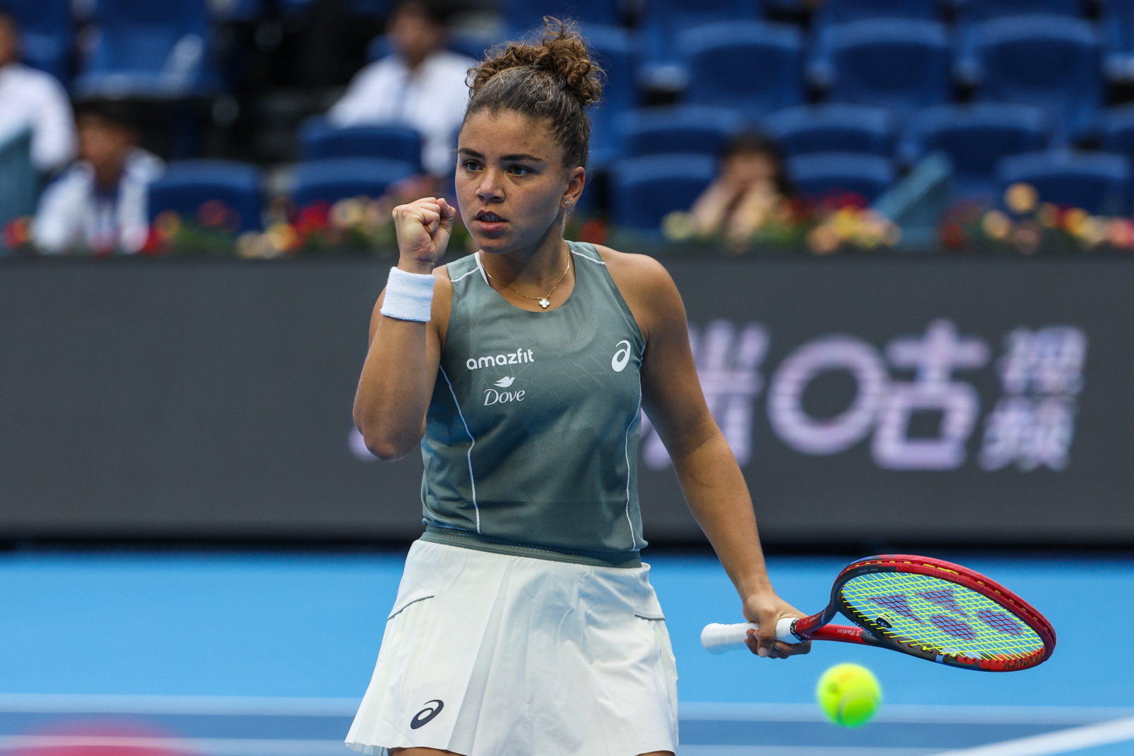 Błyskawiczny awans Paolini. Pogromczyni Polki także gra dalej