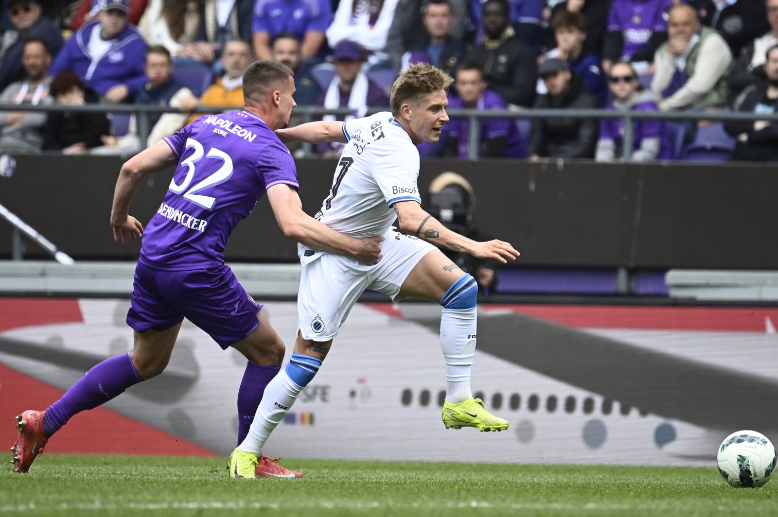 Gol i dwie asysty. Kapitalny występ Polaka