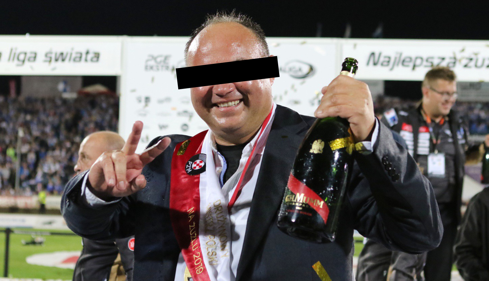 Prezes znanego klubu zatrzymany przez policję. Był powiązany z mafią śmieciową?!